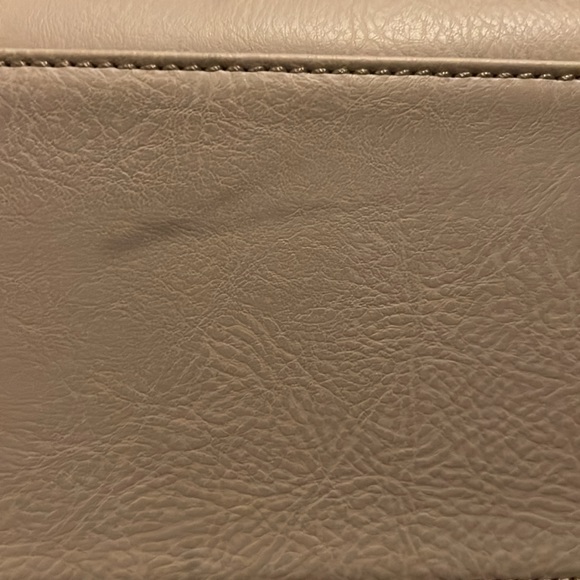 Matt & Nat GLORIA Satchel Koala Matte Nickel - Picture 8 of 9